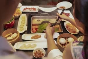 火鍋の食べ方完全ガイド！順番やスープ・薬膳具材まで徹底解説
